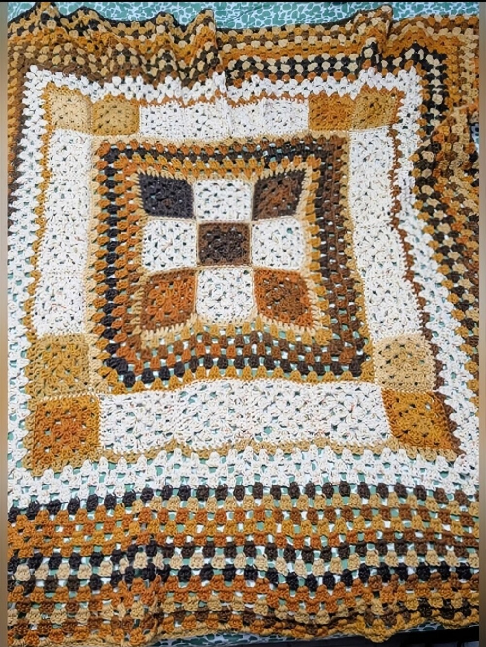 Handmade Crochet Blanket in Earth Tones 70"// 70"🧶🧶